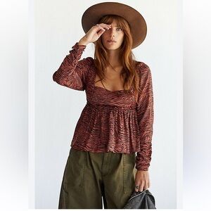 FREE PEOPLE ANIMAL TOP